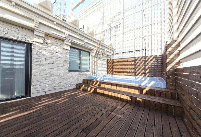 패밀리 스위트, Hound Hotel Sasang