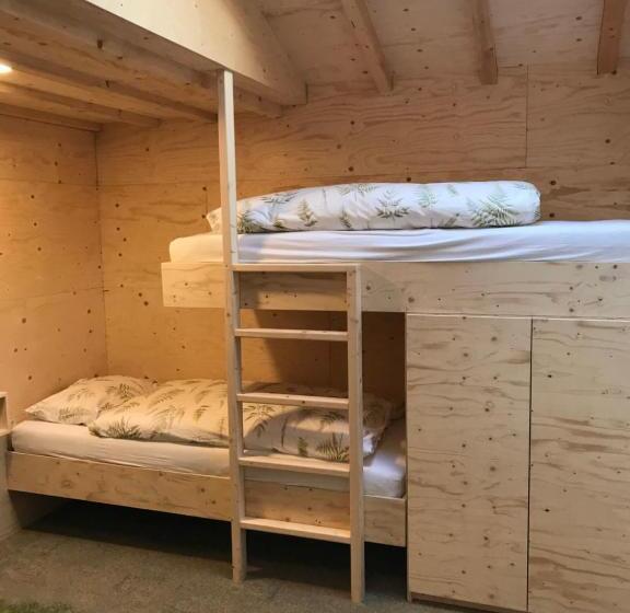 Семейное Бунгало, Guest House Amersfoort Center