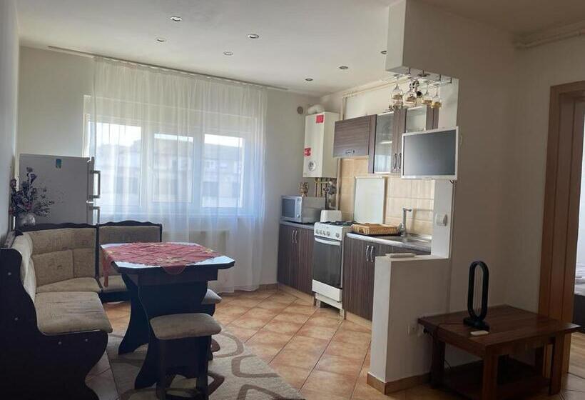 침실 2개 아파트, Apartamente Cugir