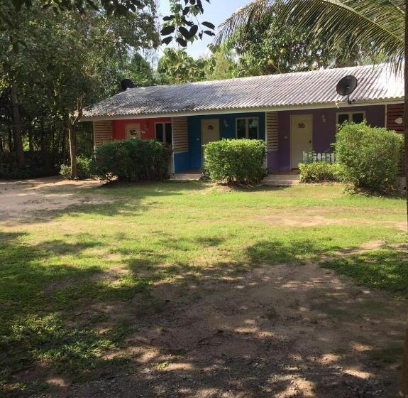Четырехместный Номер Стандарт, Baan I Mhok Suanphueng