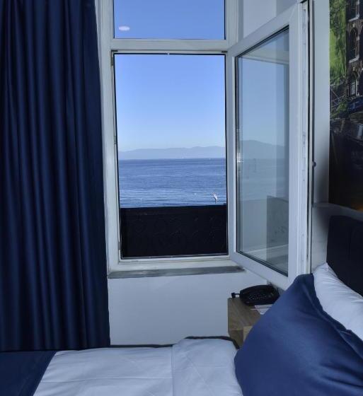 Номер Стандарт Вид на Море с Балконом, Bella Otel Mudanya
