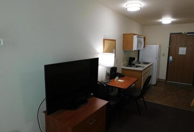Номер Стандарт, Days Inn & Suites By Wyndham Rochester South