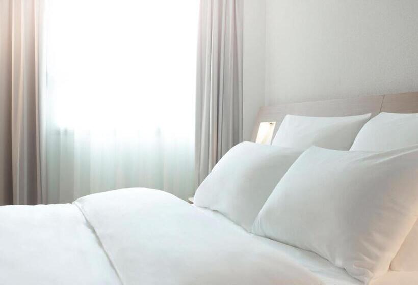 スーペリアールーム, Novotel Hamburg Central Station
