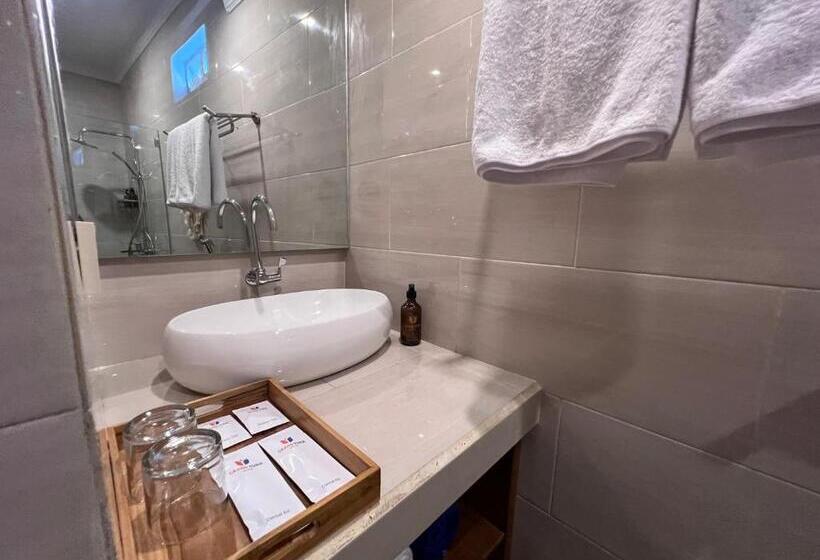 Номер Superior, Grand Yuna Hotel Nusa Penida