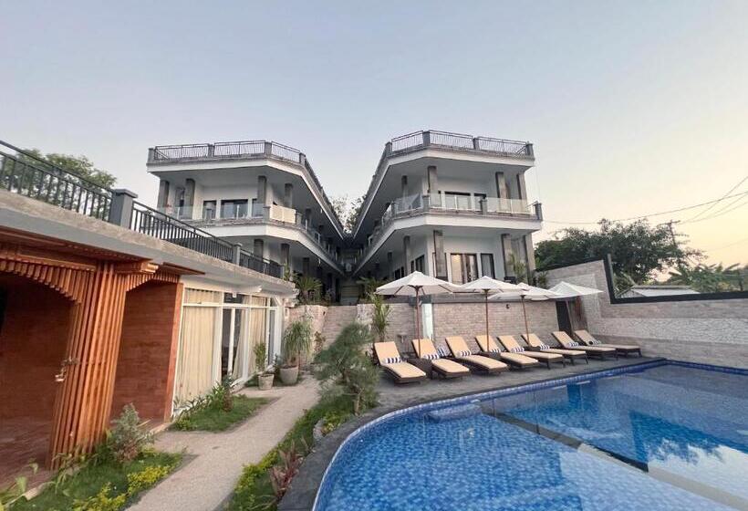 Номер Deluxe, Grand Yuna Hotel Nusa Penida