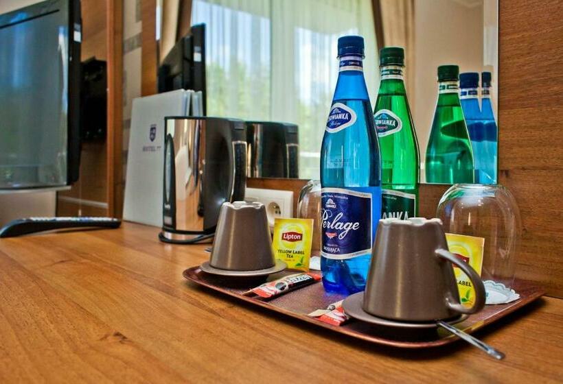 Номер Стандарт, 77 Restauracja Spa