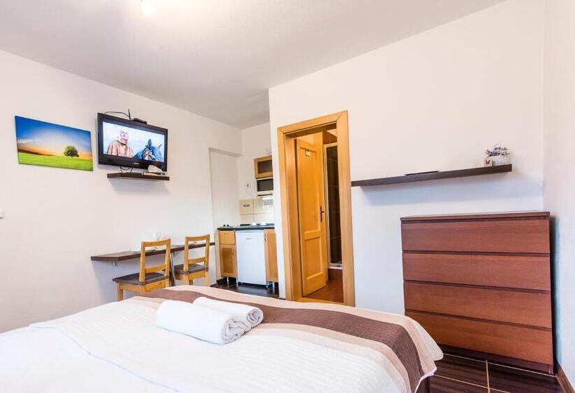 수피리어 스튜디오, Apartmány Dreams
