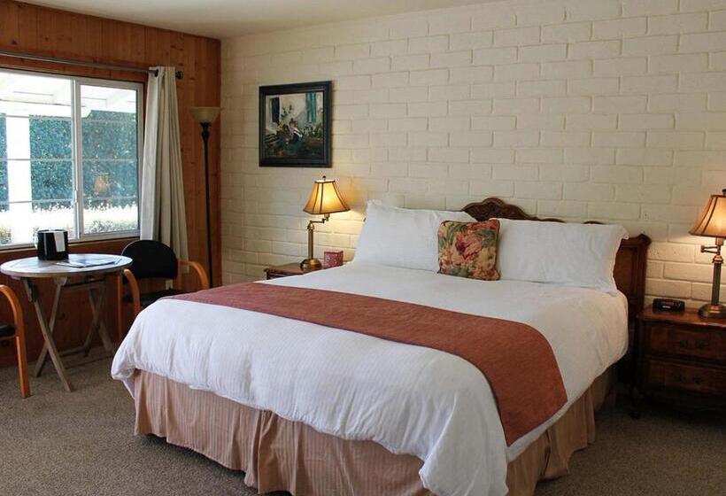 Quarto Quadruple Standart Vista Jardim, Back Bay Inn