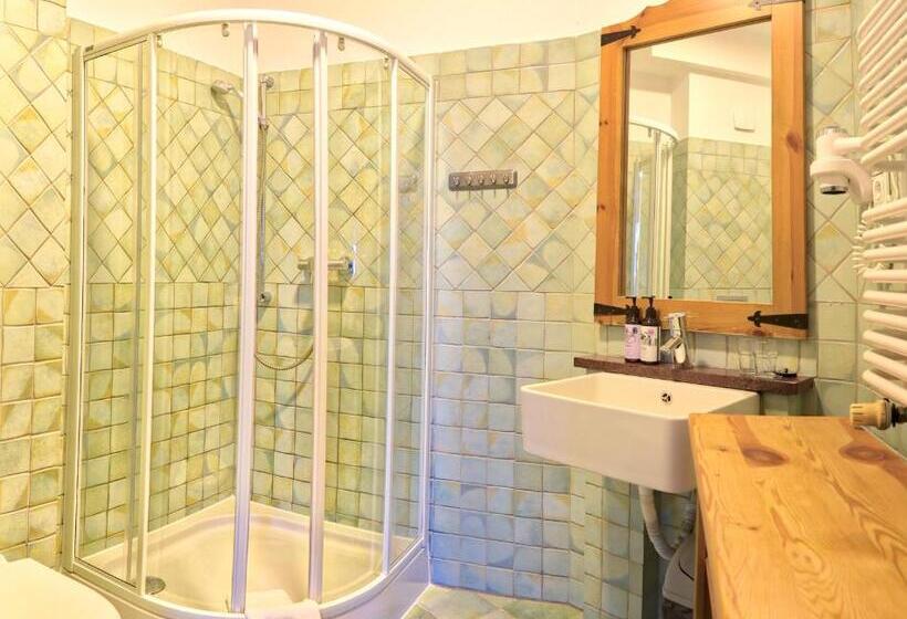 Номер Deluxe, Joseph Conrad Spa & Wellness