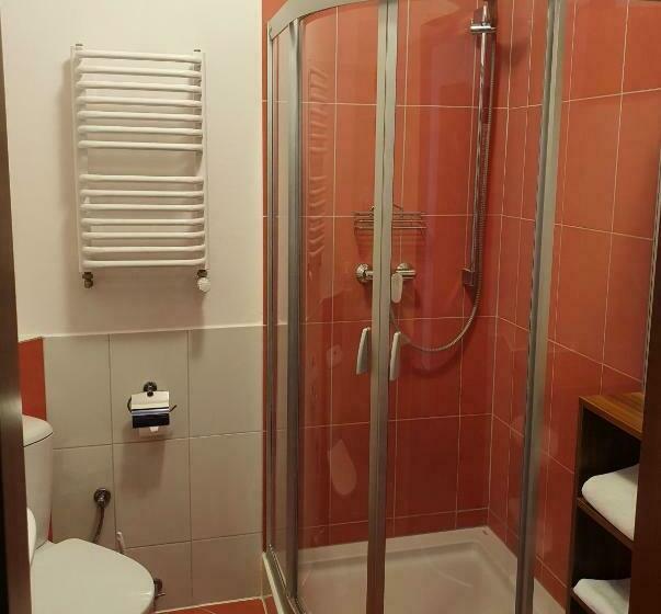 Quarto Estandar, Solec