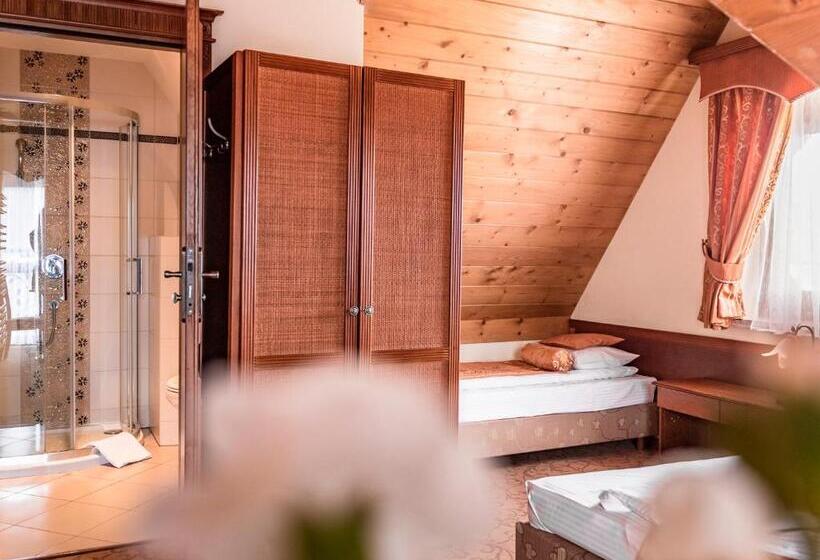 Семейный Номер, Villa Magnat Spa, Jacuzzi, Sauna, Tężnia Solankowa