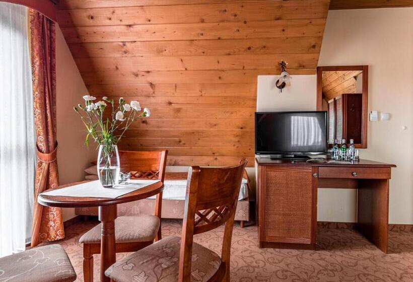 Семейный Номер, Villa Magnat Spa, Jacuzzi, Sauna, Tężnia Solankowa