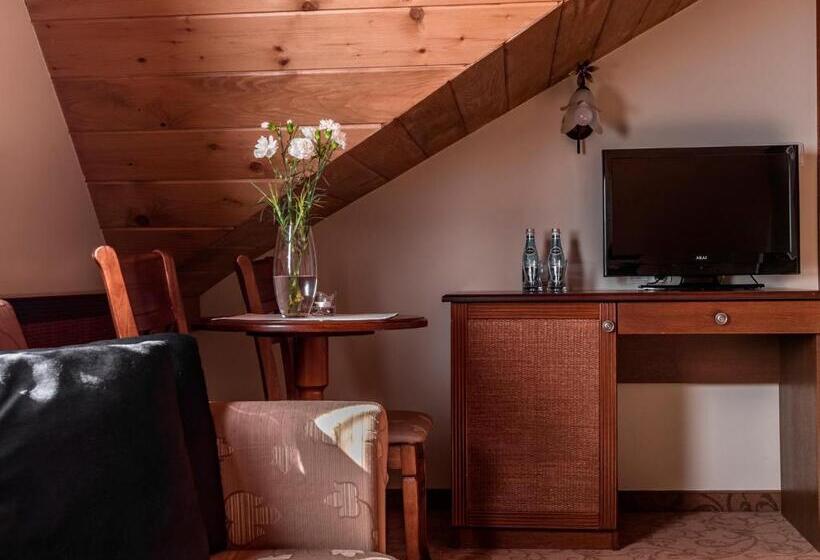 Трежместный Номер Economy, Villa Magnat Spa, Jacuzzi, Sauna, Tężnia Solankowa