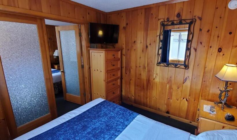 Люкс 2 Спальни, The Lake Motel