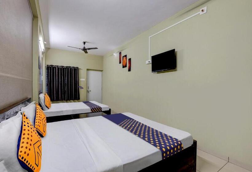 Трехместный Номер Классика, Oyo Hotel Sweet Dream