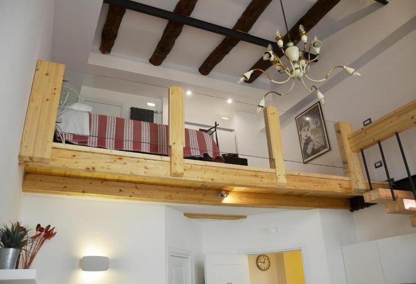 آپارتمان لوکس 1 خوابه, Casa Cesira Incentro