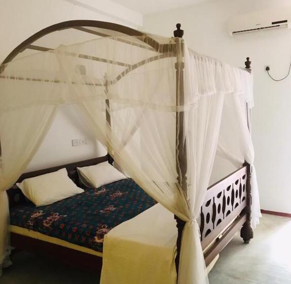 Номер Стандарт с Балконом, Satori Private House
