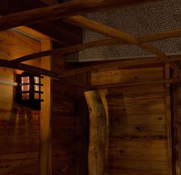 Номер Стандарт Вид на Горы, Lamiaceae Wood Cabin