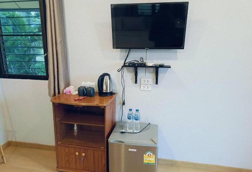 Номер Deluxe с Балконом, Khao Yai Lake Hill Resort เขาใหญ่เลค ฮิลล์ รีสอร์ท