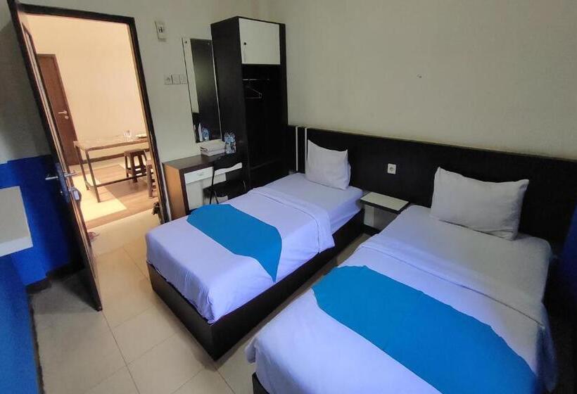 اتاق استاندارد, Oyo 93512 Umbuy Homestay