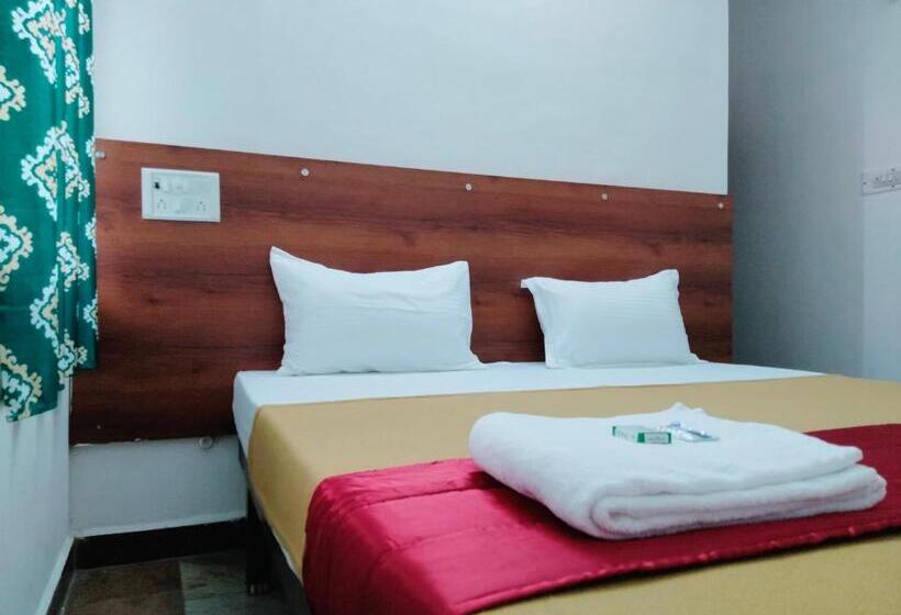 Номер Стандарт, Royal Green Inn