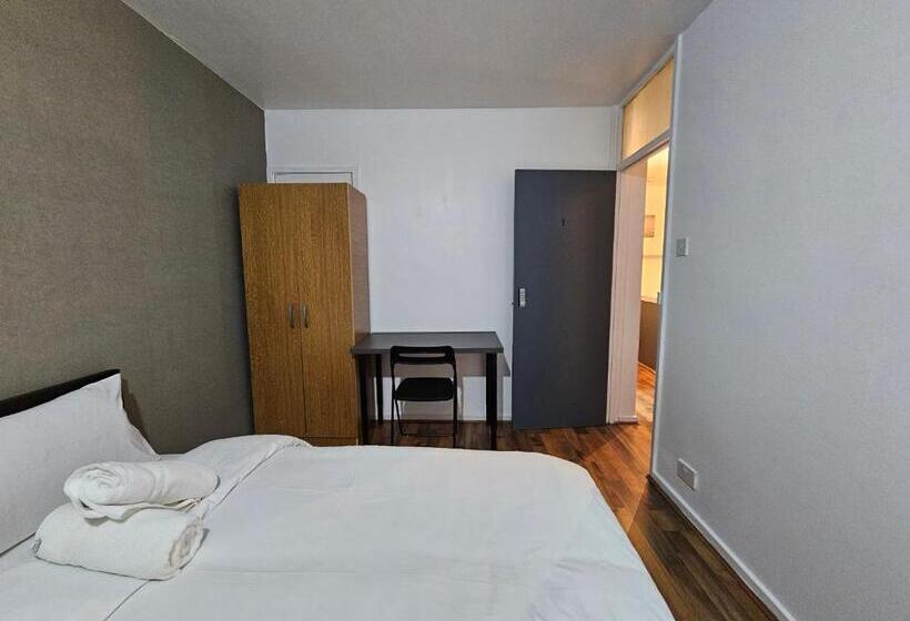 غرفة قياسية, Spitalfields Rooms