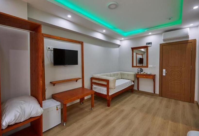 اتاق لوکس با بالکن, Sabina Hotel Near Grand Bazaar, City Center