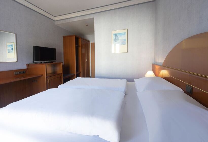 Номер Стандарт, B&b Hotel Gotha Hbf