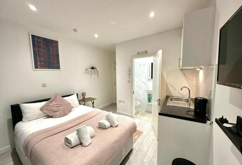 Номер Стандарт, Kent House Suites   Se26