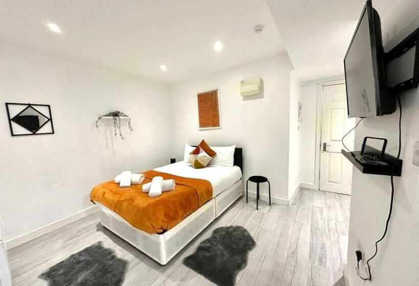 Номер Стандарт, Kent House Suites   Se26