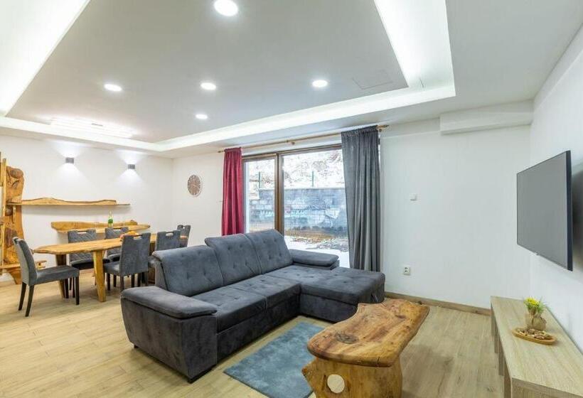 Апартаменты 2 Спальни, Chalety Bystra