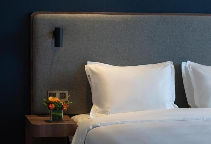 Люкс Кровать Кинг, Holiday Inn Express Weifang City Center, An Ihg