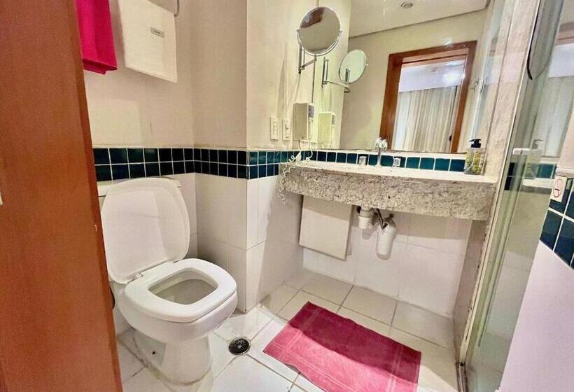 اتاق ساده سه‌ نفره, Lflats No Hotel Stella Vega