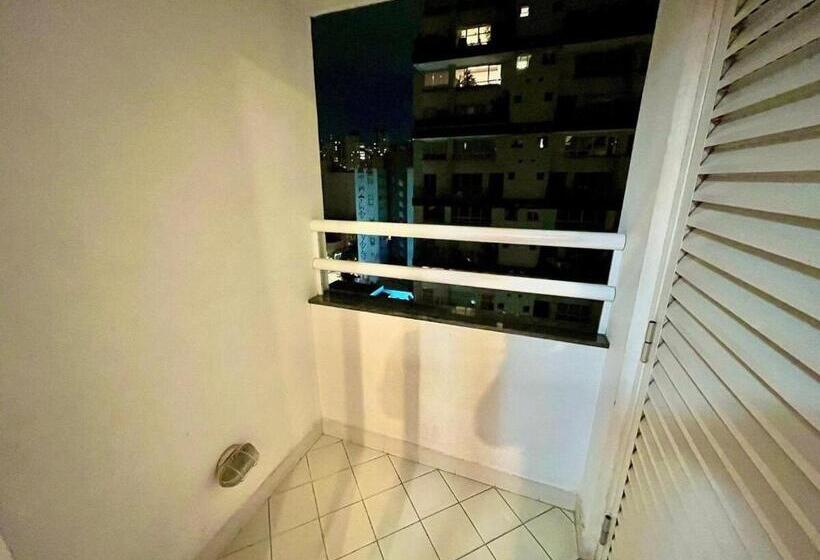 اتاق ساده سه‌ نفره, Lflats No Hotel Stella Vega