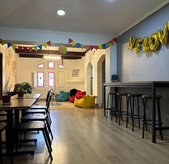 Кровать в Общей Комнате, Enjoy Hostel