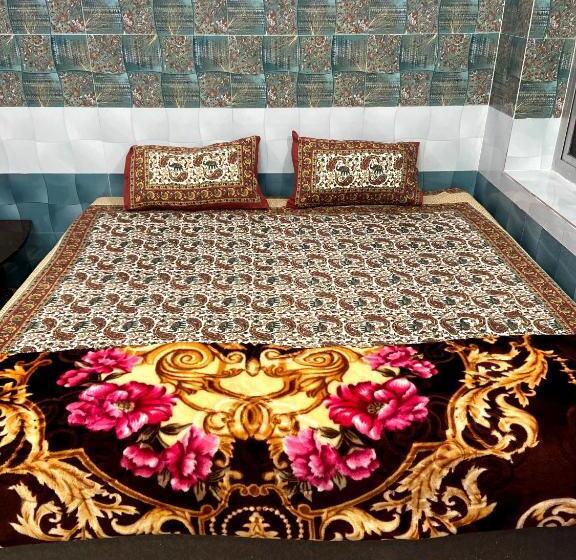 Quarto Estandar, Garuda Guest House