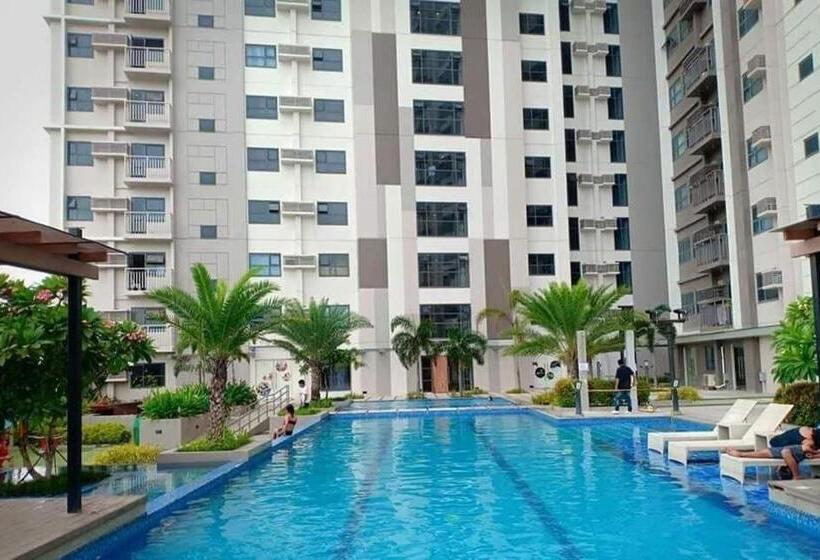 디럭스 스튜디오, Young S Haven  Horizons 101 Condominium