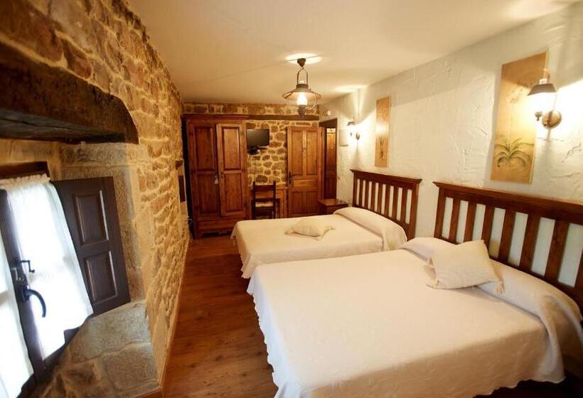 ファミリールーム, Posada Rural Ochohermanas