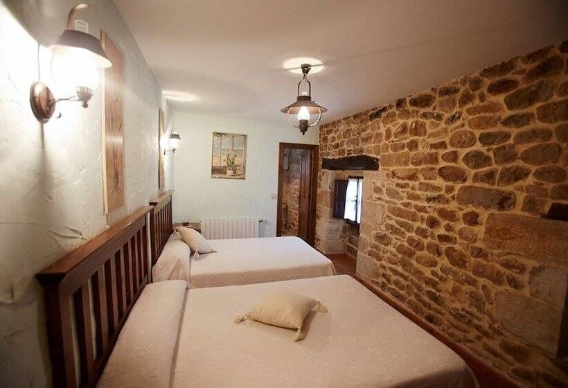 ファミリールーム, Posada Rural Ochohermanas