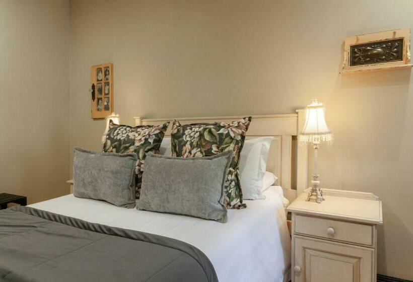 Quarto Estandar, Innjoy Boutique