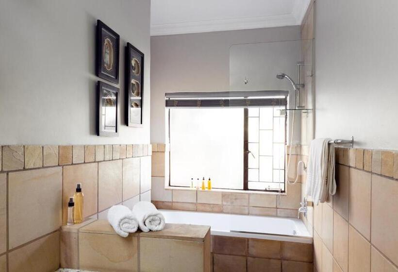 Quarto Estandar, Innjoy Boutique