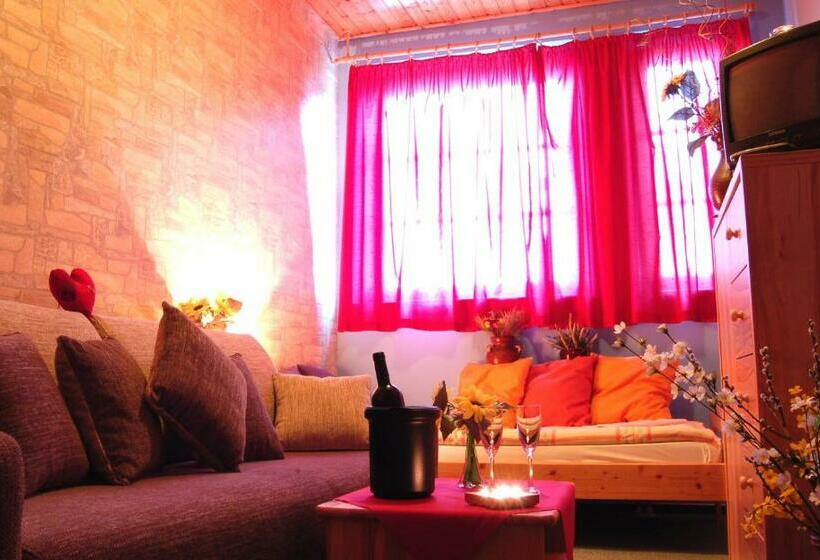 Quarto Estandar, Penzión   Koliba U štefana