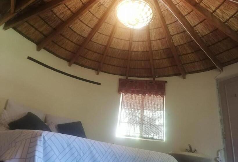 Студио Стандарт Вид на Бассейн, Sgele Guesthouse