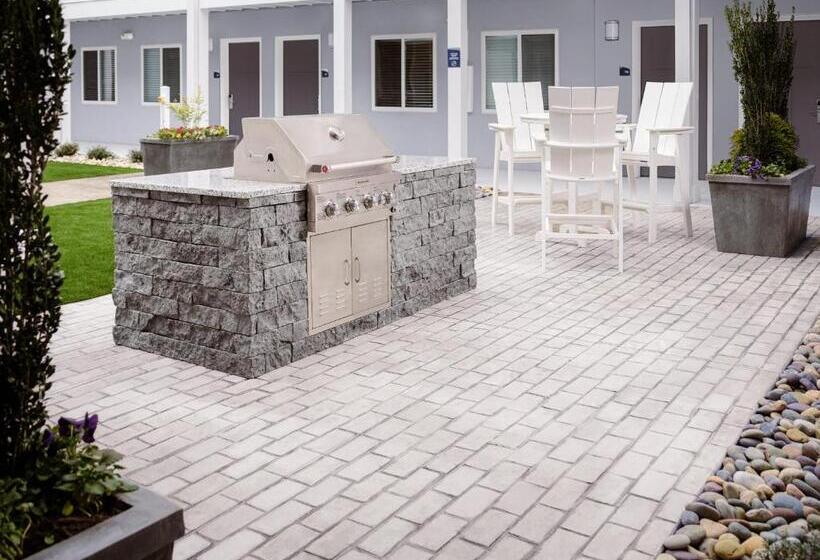 Люкс, Stayapt Suites Auburn