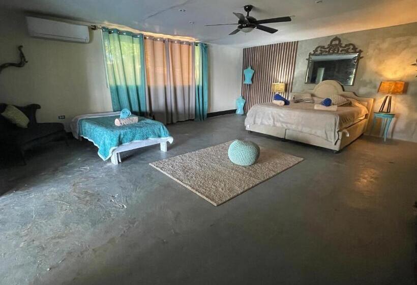 Четырехместный Номер Deluxe, Casa Faro
