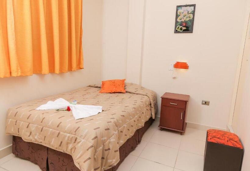 اتاق استاندارد یک نفره, Hostal Punta Arenas