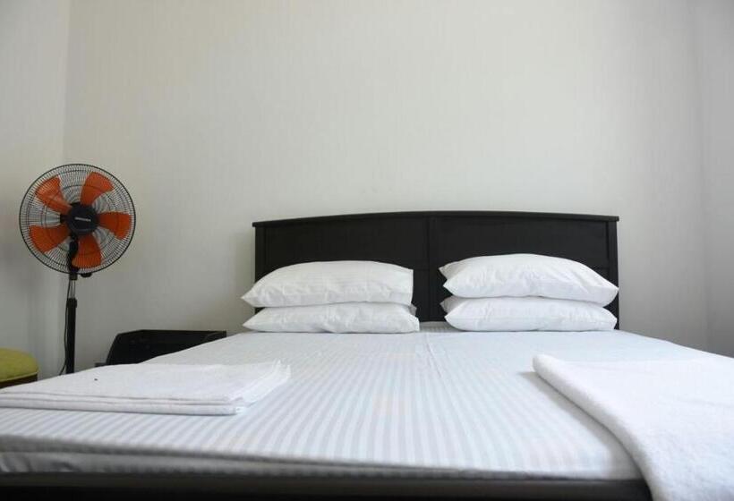 Номер Стандарт Вид на Сад, Best Hostel Yala