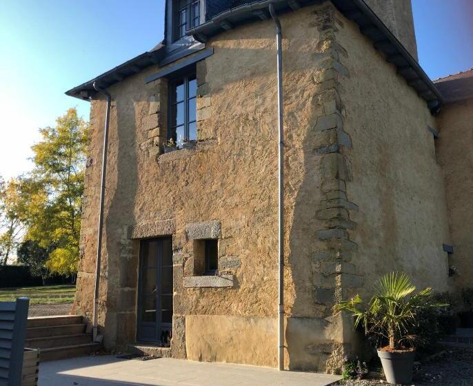 Дом 1 Спальня, Manoir Du Gahil Martin