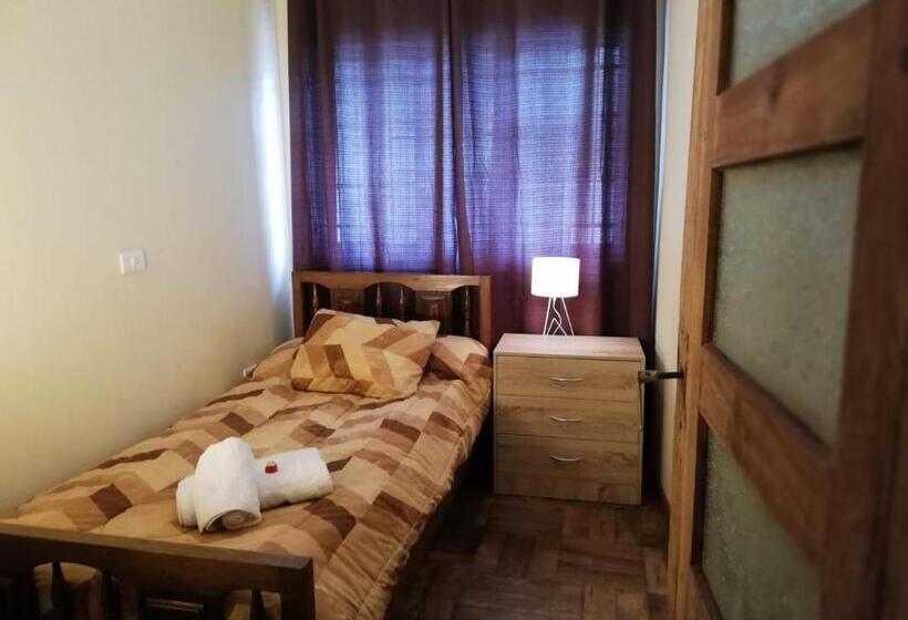 اتاق استاندارد یک نفره, Casa Avenida Alemania