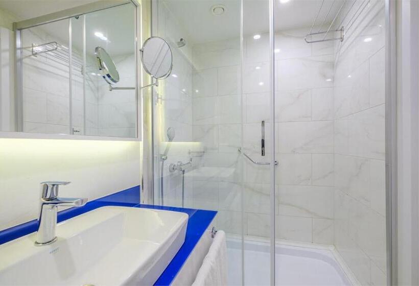 آپارتمان 1 خوابه, Orbi Citi Black Sea View Apart